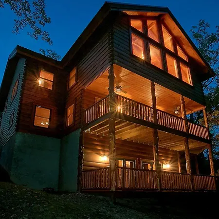 Pinnacle Vista Holiday Home